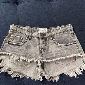 One x one teaspoon shorts